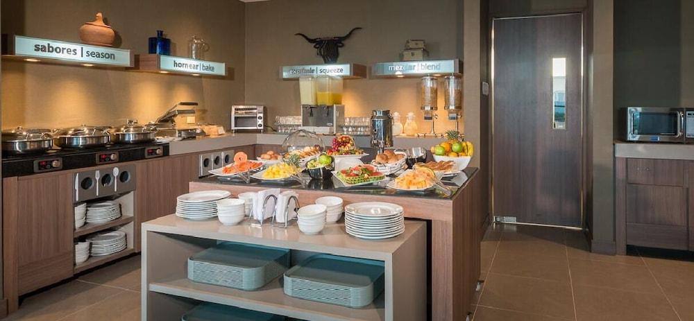 מלון Hampton By Hilton יופאל מראה חיצוני תמונה