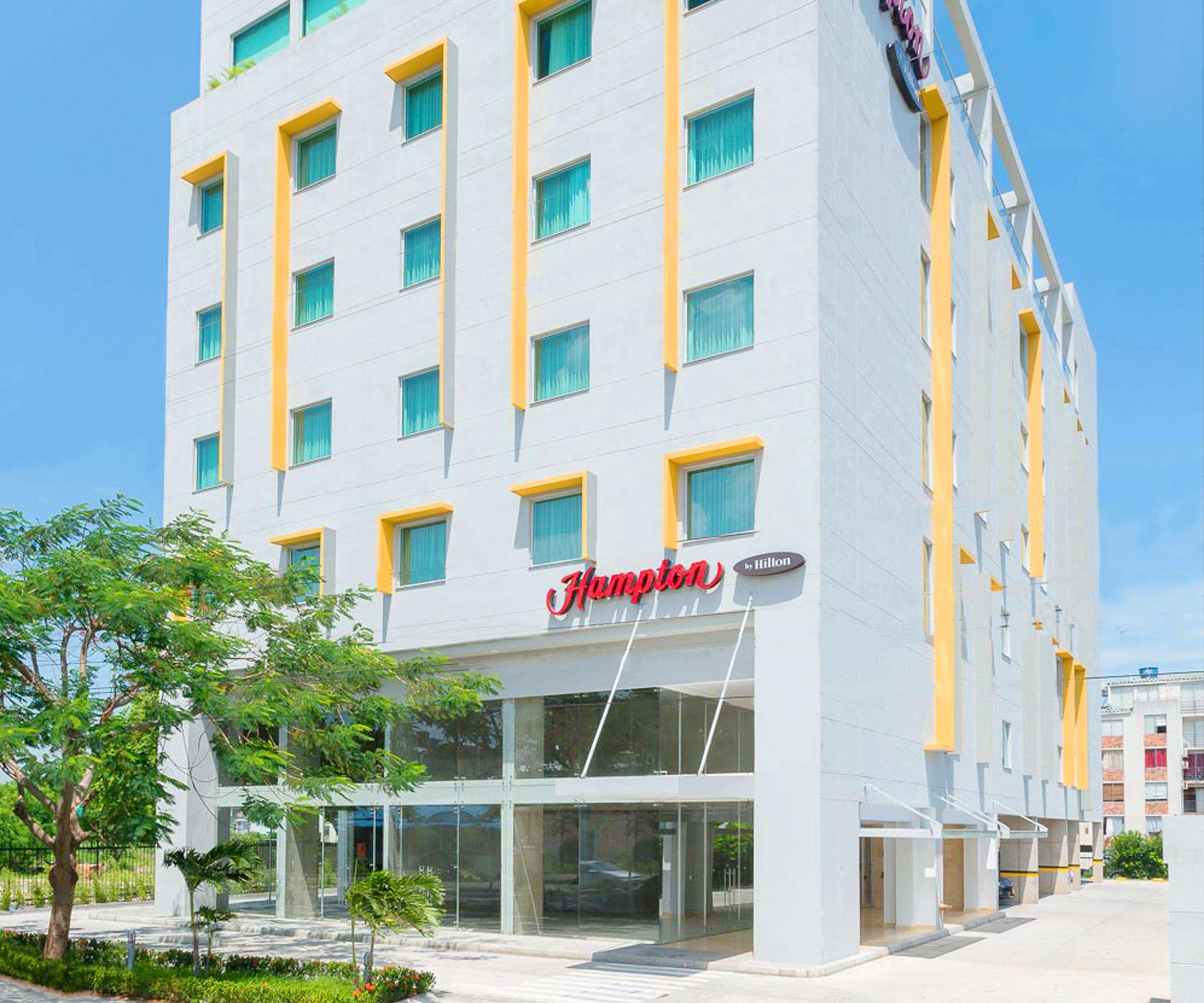 מלון Hampton By Hilton יופאל מראה חיצוני תמונה