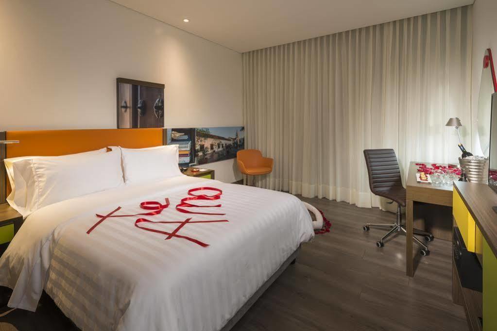 מלון Hampton By Hilton יופאל מראה חיצוני תמונה